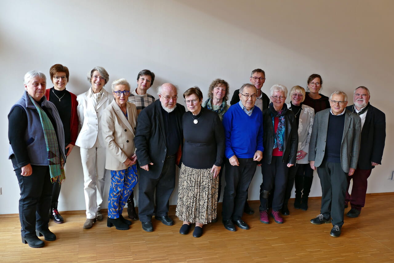 Die Ehe-, Familien- und Lebensberatung des Kirchenkreises hatte zu einem Treffen eingeladen, um Ehrenamtliche zu verabschieden, die aus unterschiedlichen Gremien ausgeschieden waren, die die EFL unterstützen.