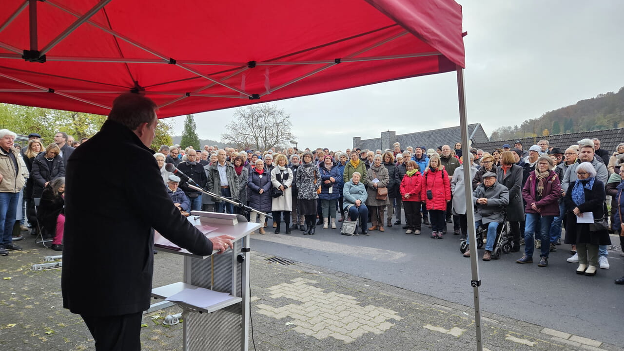 Gedenken an den Brand der Siegener Synagoge am 10. November.